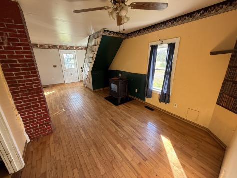 2015 Us Highway 1 Cary Plt ME 04730