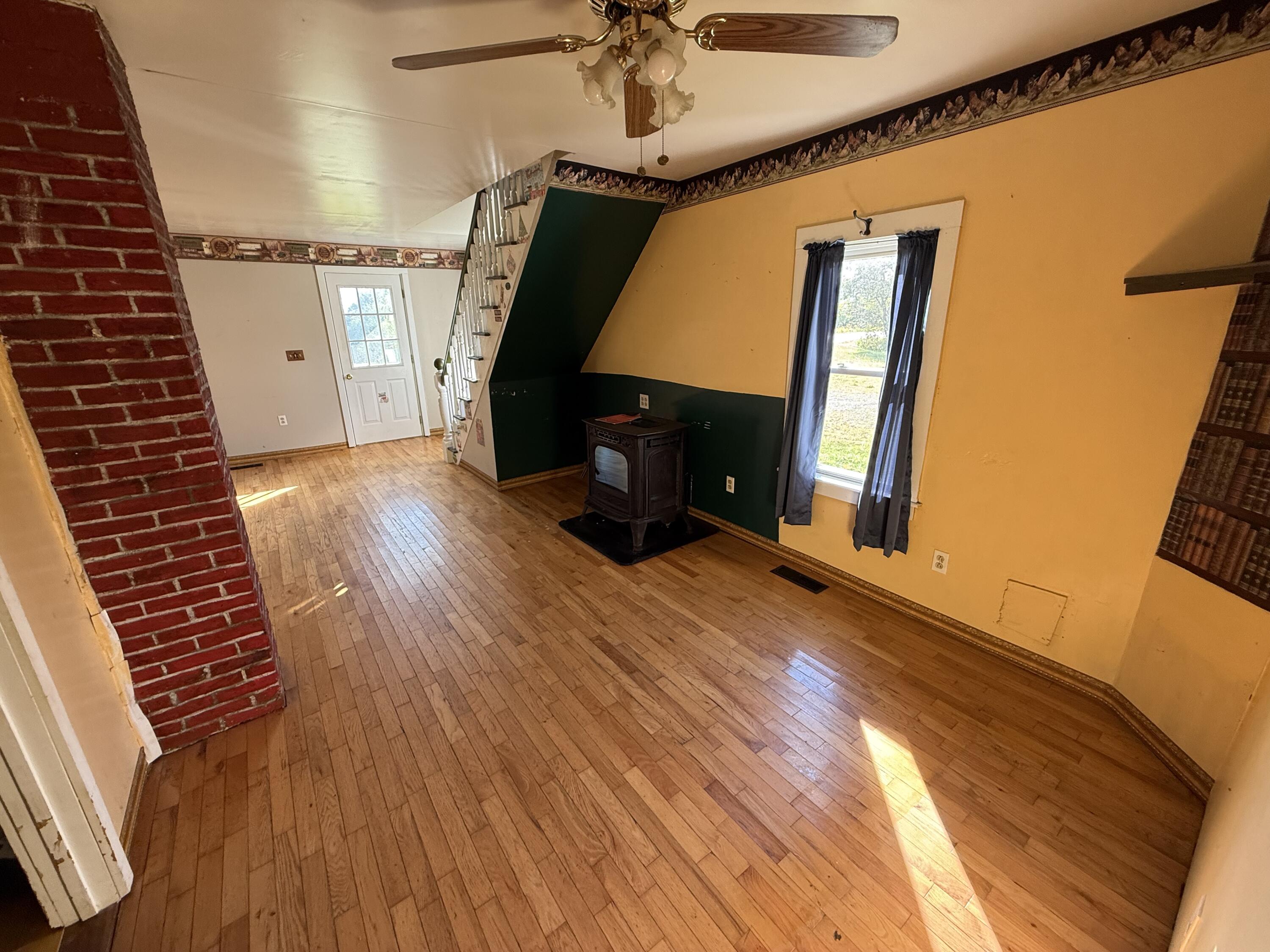 2015 Us Highway 1 Cary Plt ME 04730