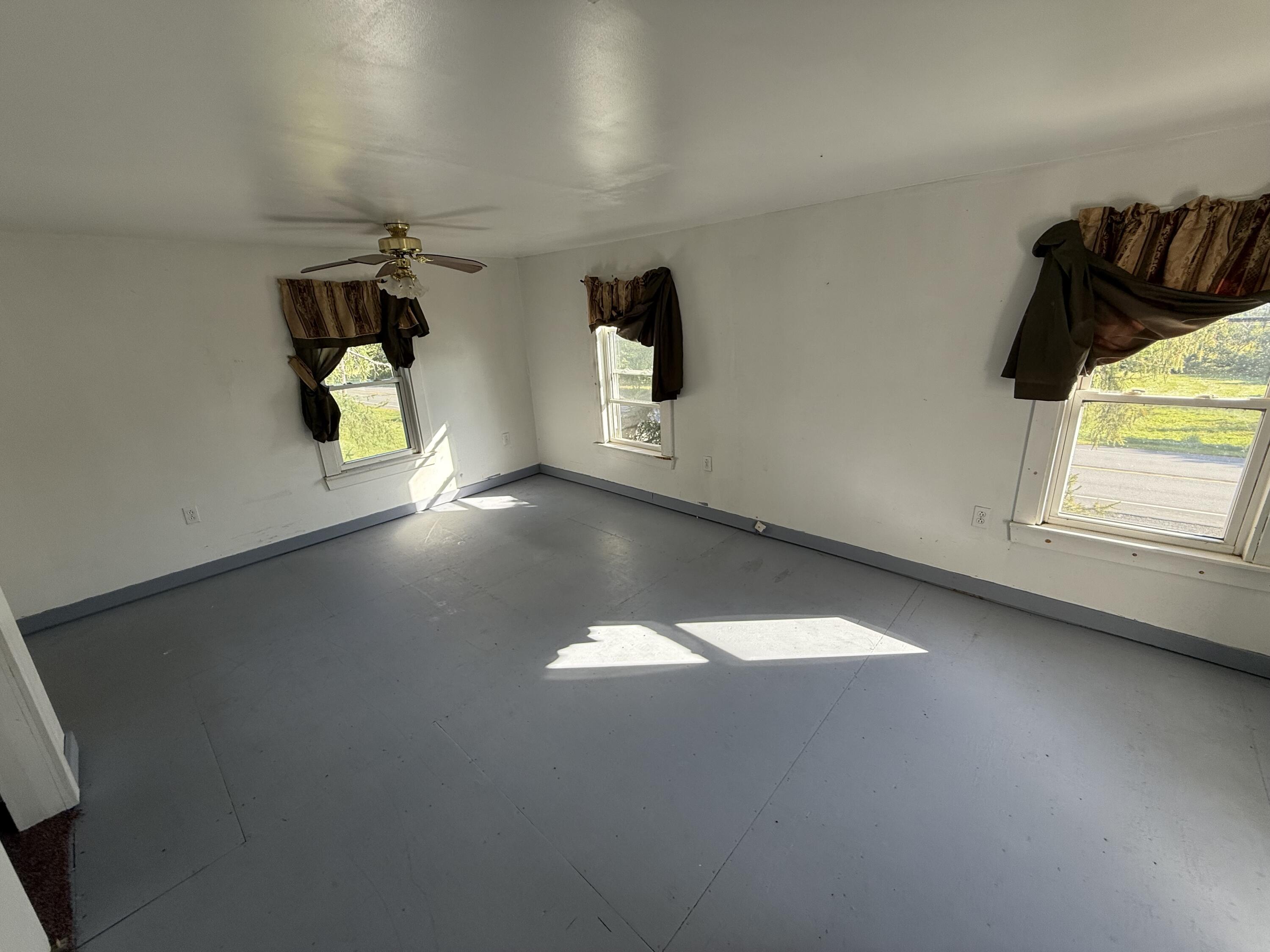 2015 Us Highway 1 Cary Plt ME 04730