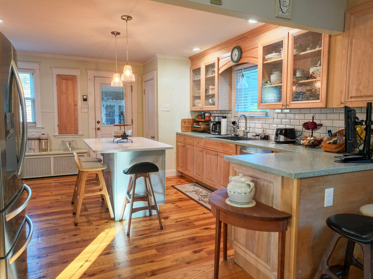 21 Androscoggin Avenue Lewiston ME 04240