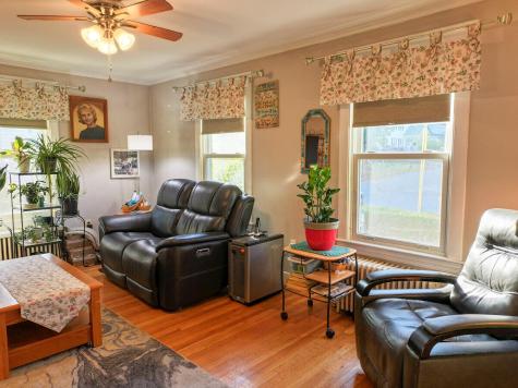 21 Androscoggin Avenue Lewiston ME 04240