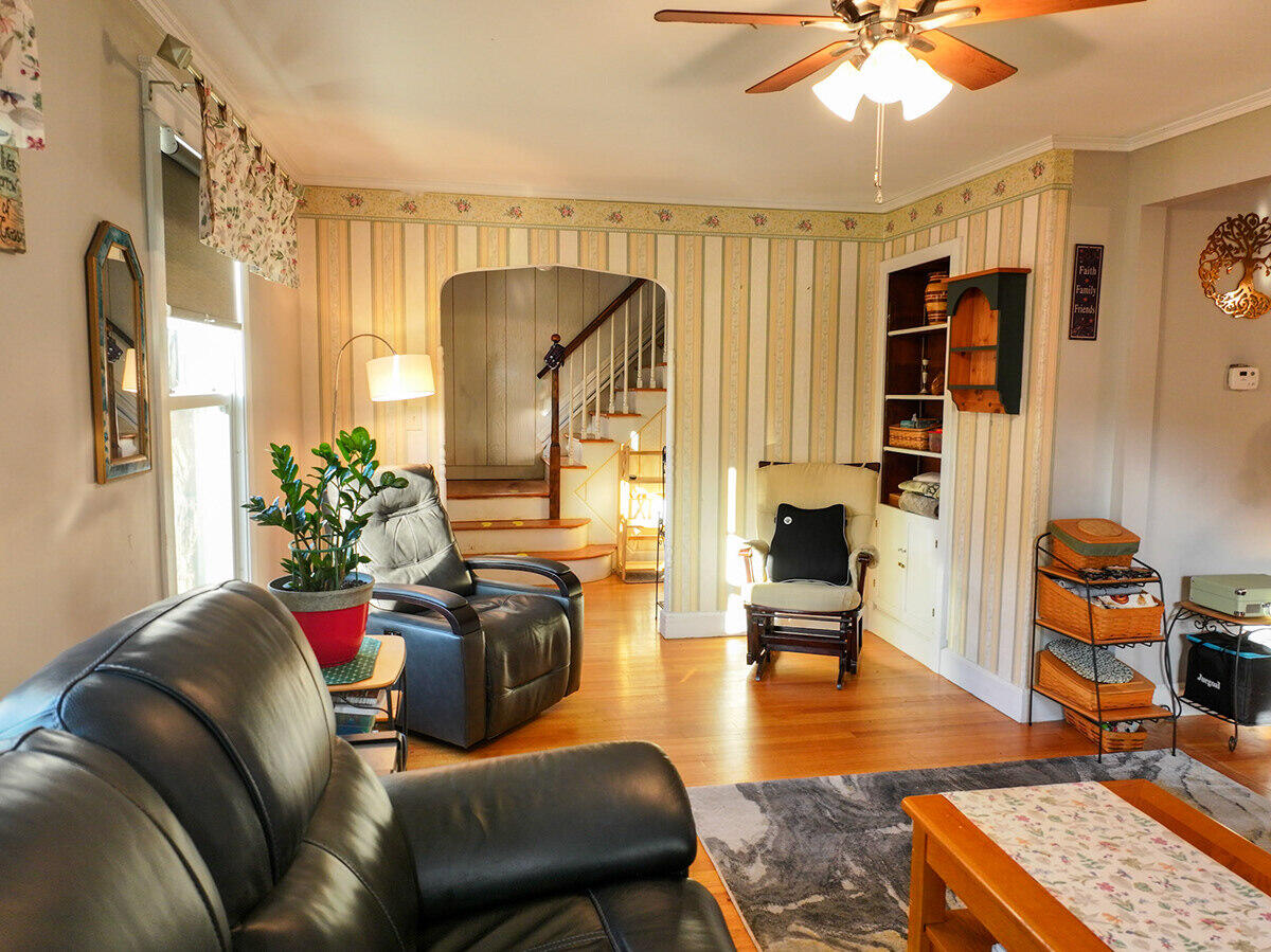 21 Androscoggin Avenue Lewiston ME 04240