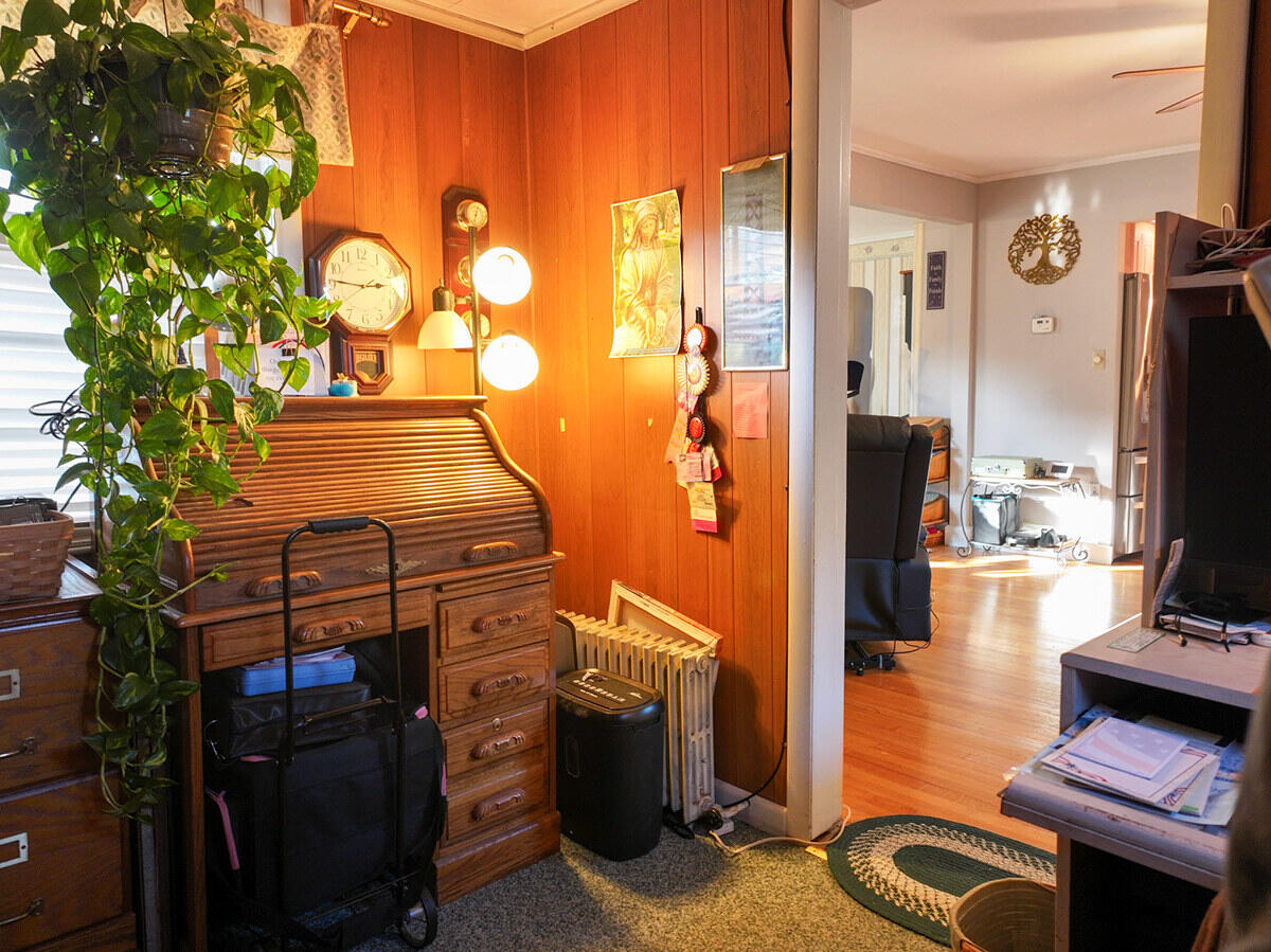 21 Androscoggin Avenue Lewiston ME 04240