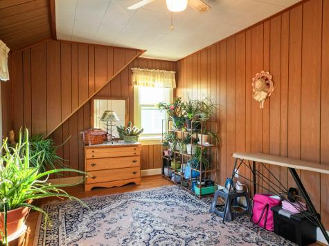 21 Androscoggin Avenue Lewiston ME 04240