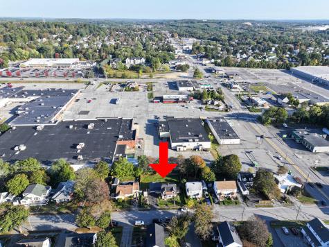 21 Androscoggin Avenue Lewiston ME 04240