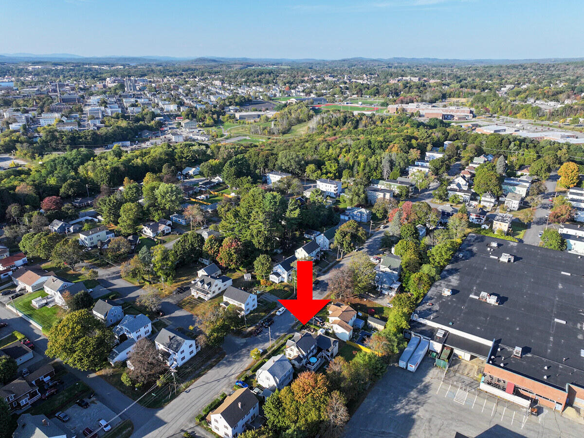 21 Androscoggin Avenue Lewiston ME 04240