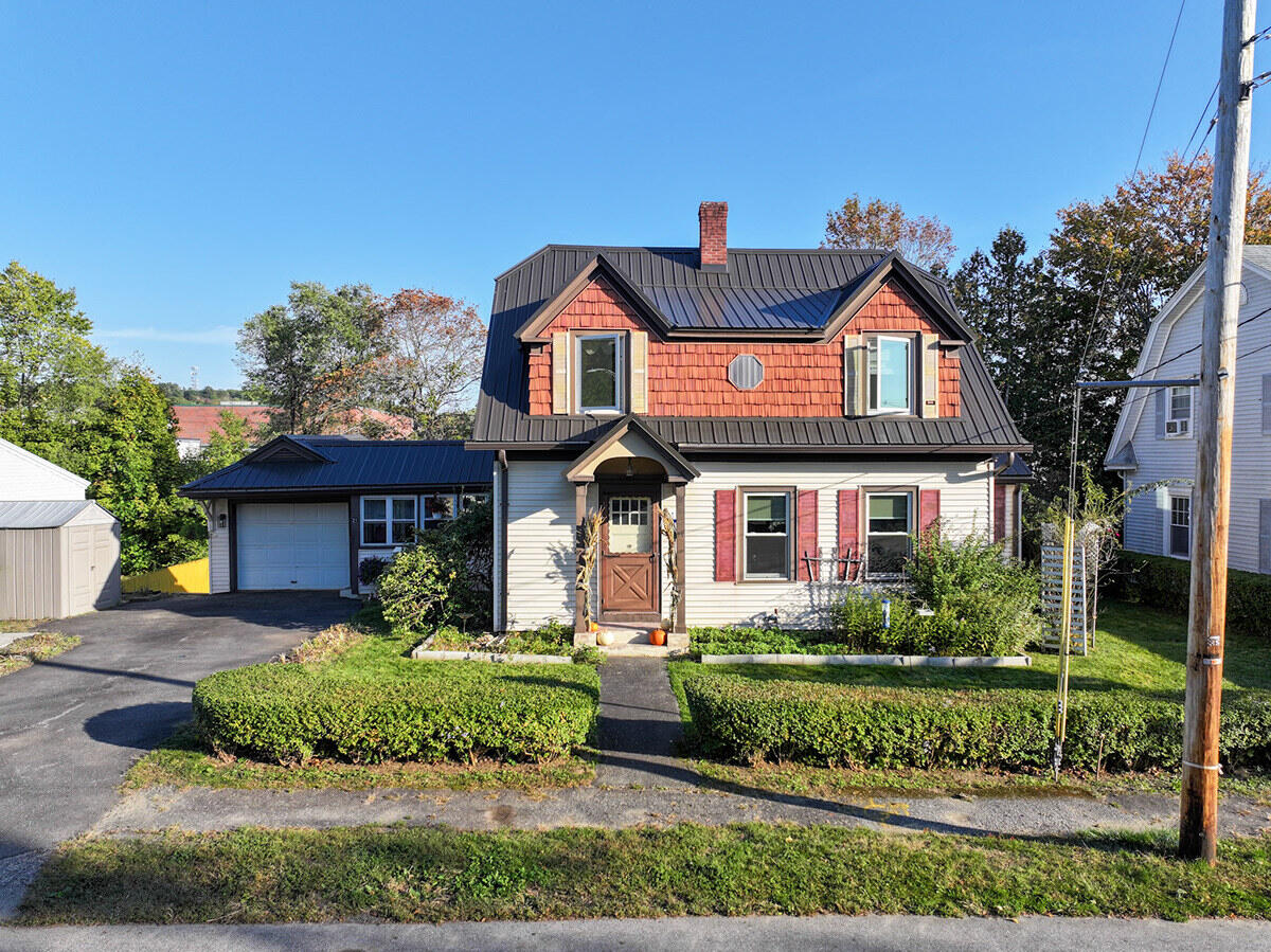 21 Androscoggin Avenue Lewiston ME 04240