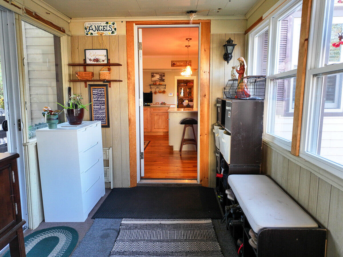 21 Androscoggin Avenue Lewiston ME 04240