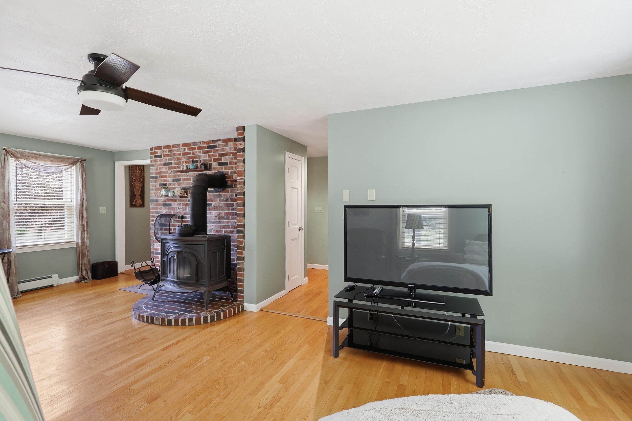 20 Robin Circle Biddeford ME 04005