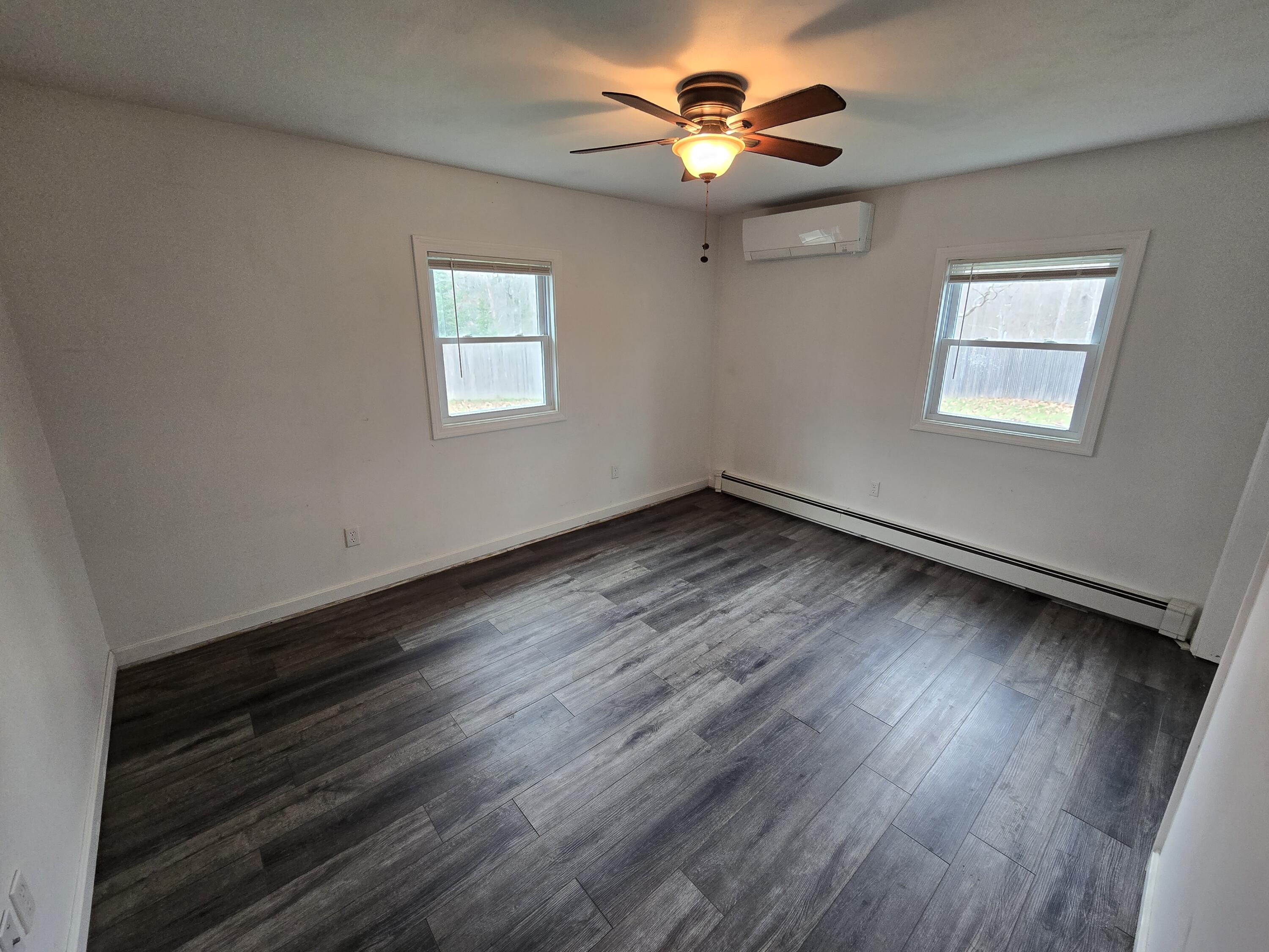 10 Oak Street Winterport ME 04496