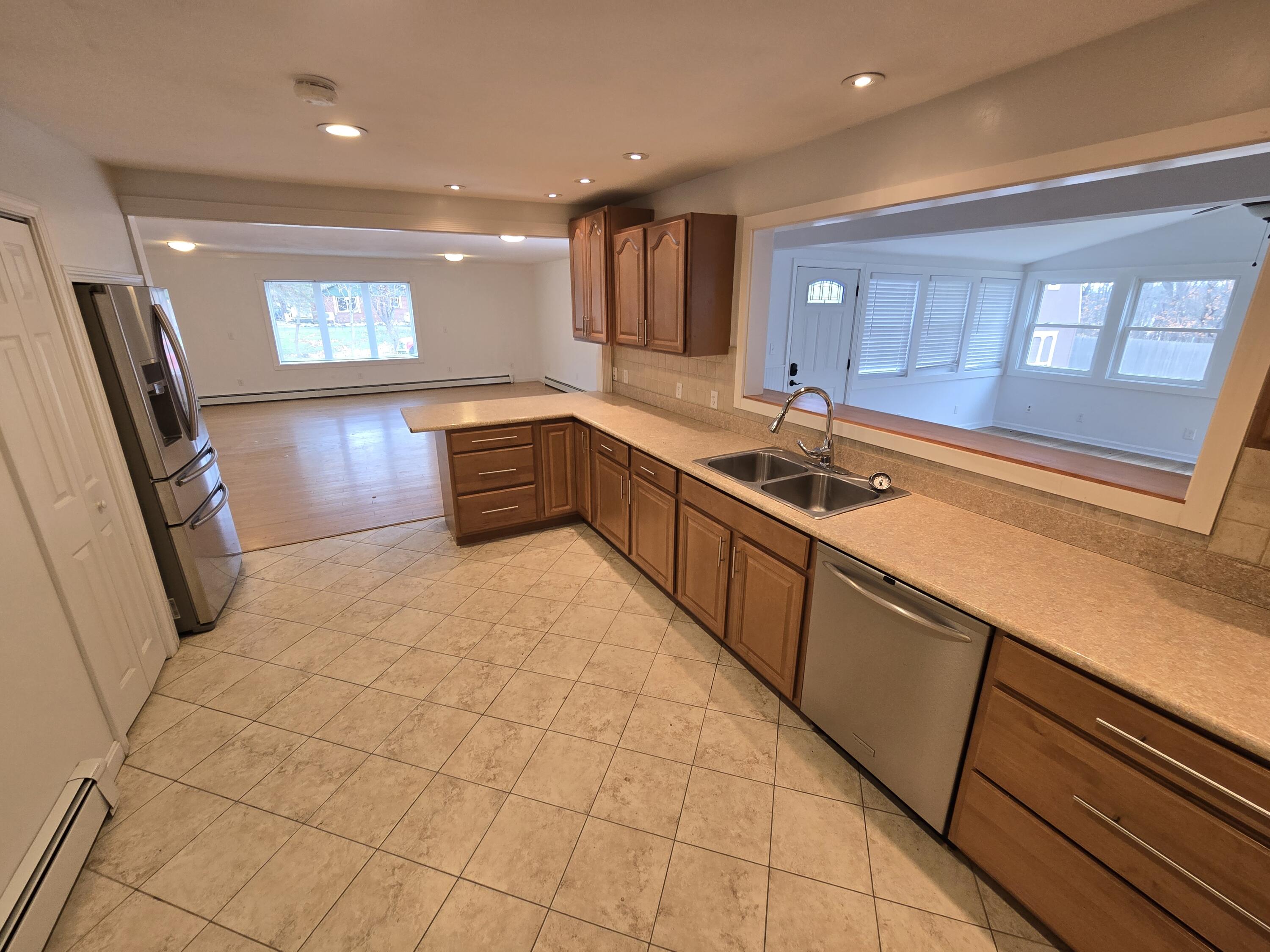 10 Oak Street Winterport ME 04496