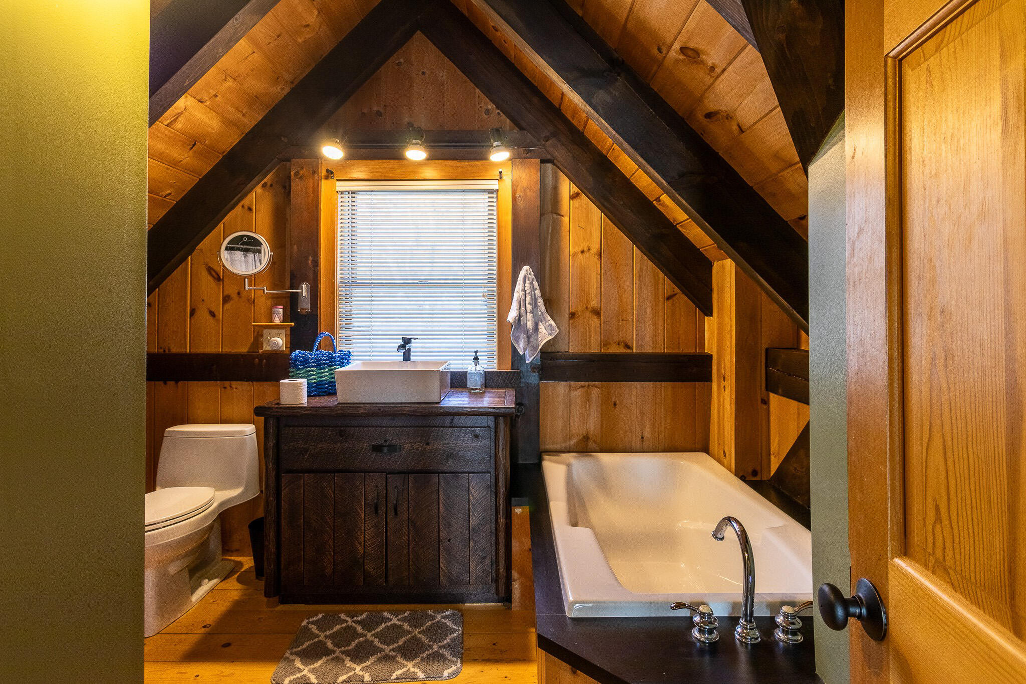 19 Seahaven Road Jonesport ME 04649