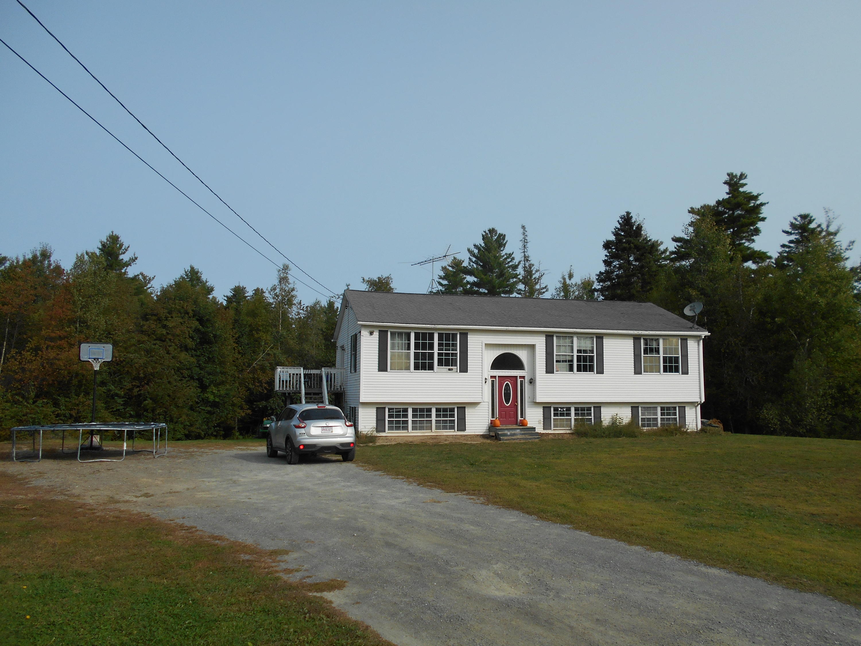 10 Kelliher Street Glenburn Maine Real Estate Listing MLS 1469272