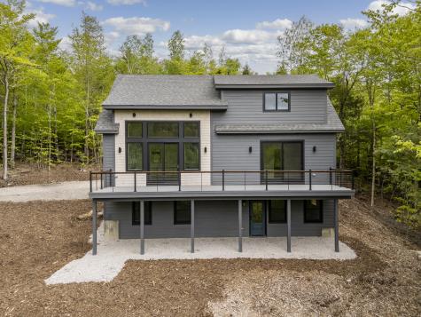 12 Vail Drive Newry ME 04261