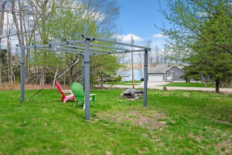 31 Axelrod Road Monmouth ME 04259