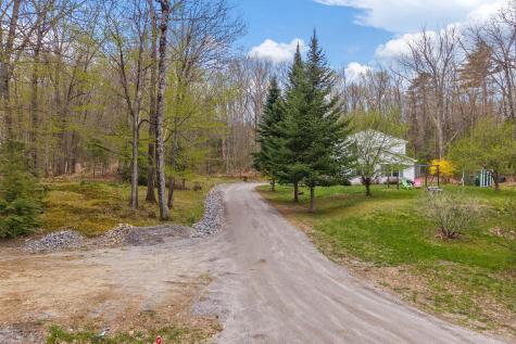 31 Axelrod Road Monmouth ME 04259