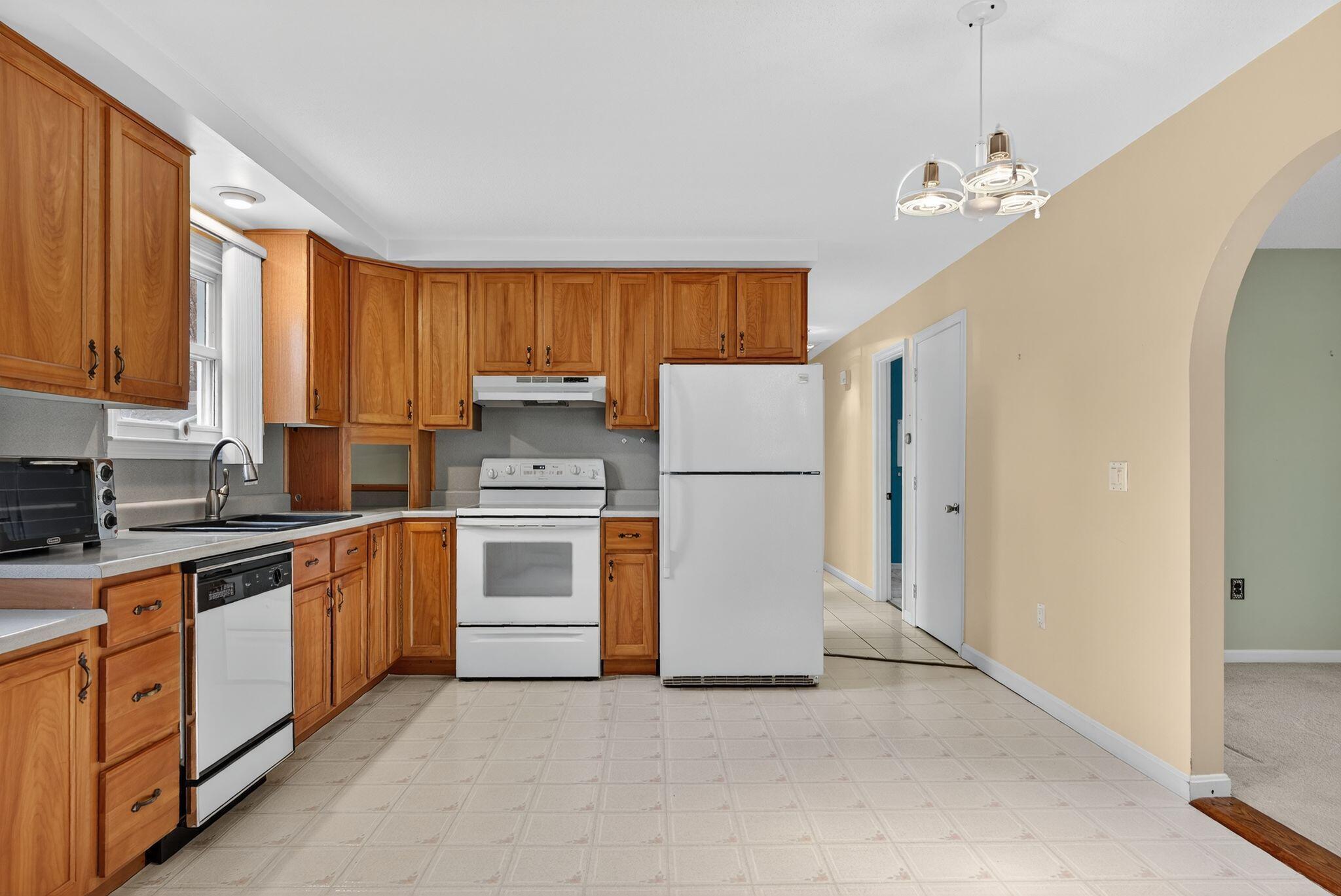 11 Brentwood Circle Saco ME 04072