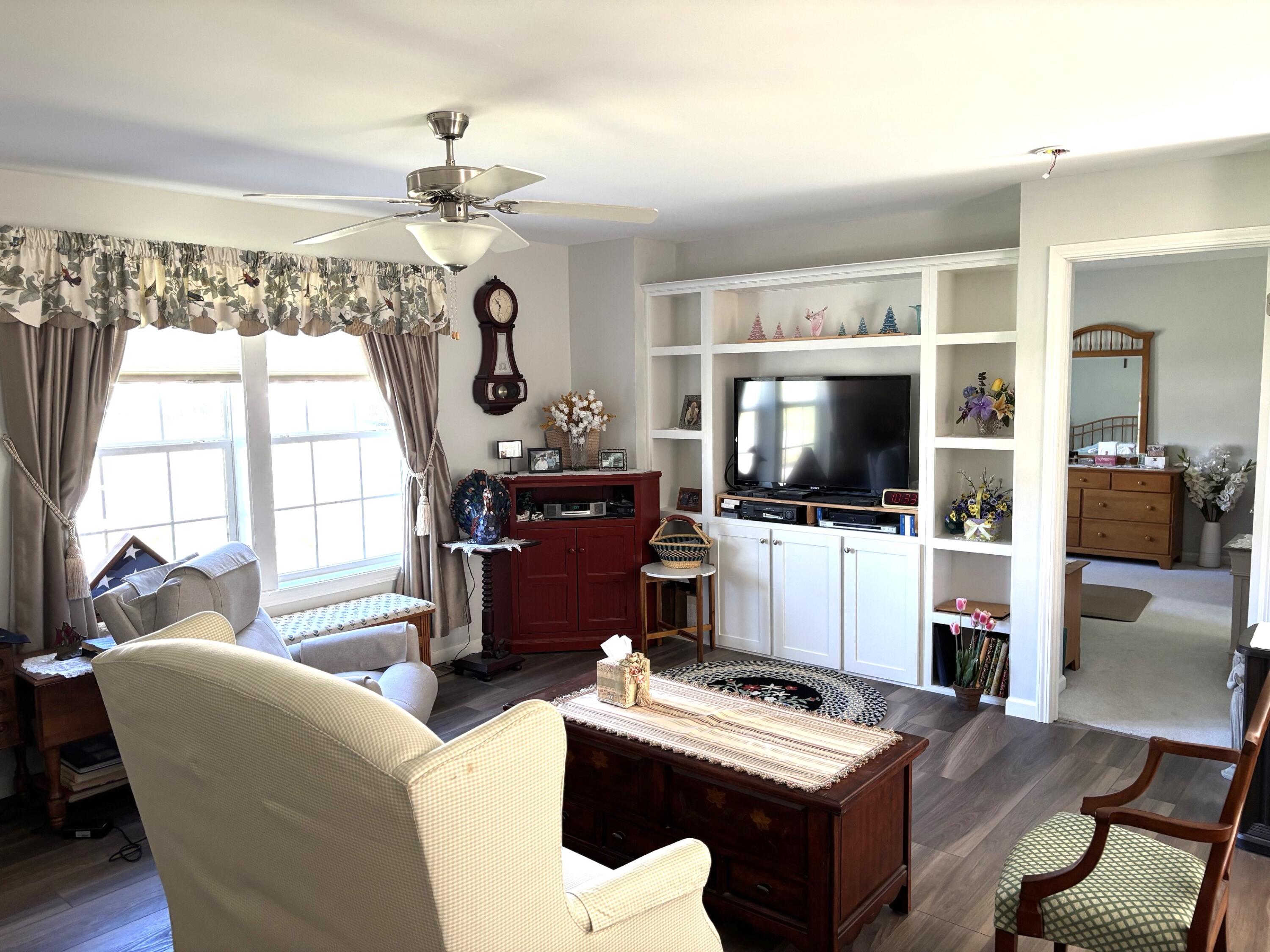 82 Country Way North Berwick ME 03906