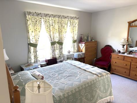 82 Country Way North Berwick ME 03906