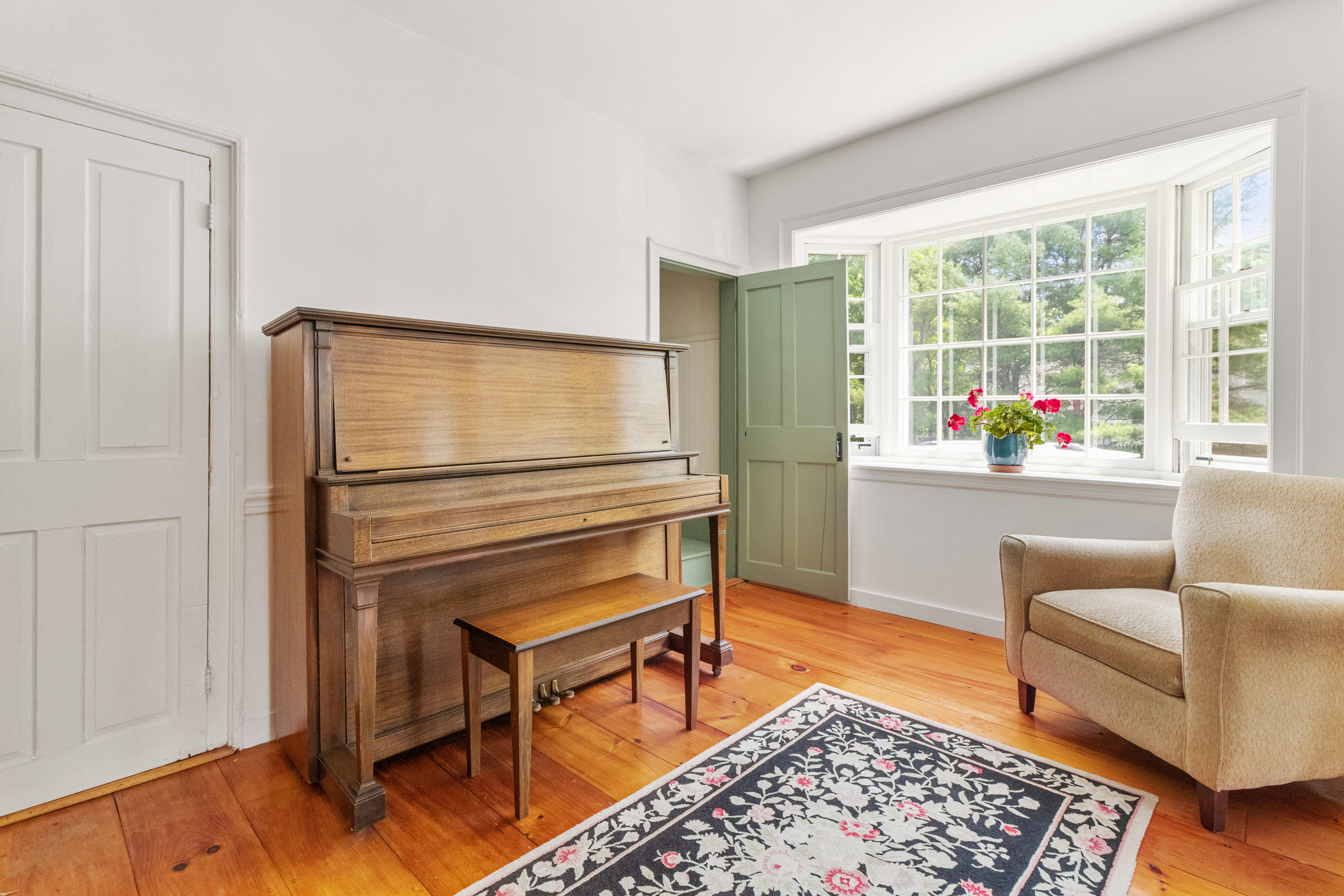 57 W Main Street Yarmouth ME 04096