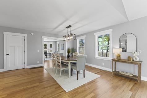 26 County Crossing Brunswick ME 04011