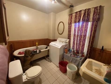 42 Pine Street Porter ME 04068