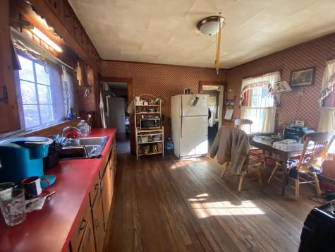 42 Pine Street Porter ME 04068