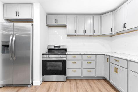 15 Stone Ledge Drive Lewiston ME 04240