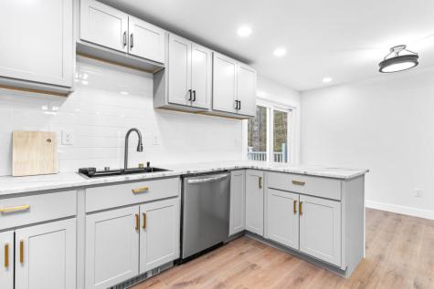 15 Stone Ledge Drive Lewiston ME 04240