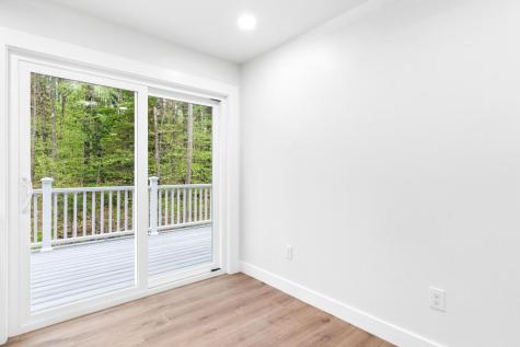 15 Stone Ledge Drive Lewiston ME 04240