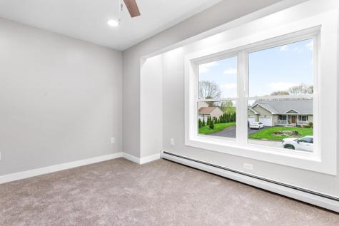 15 Stone Ledge Drive Lewiston ME 04240