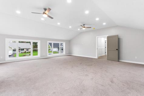 15 Stone Ledge Drive Lewiston ME 04240