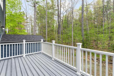 15 Stone Ledge Drive Lewiston ME 04240