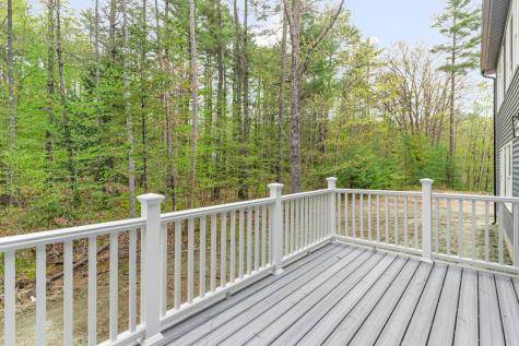 15 Stone Ledge Drive Lewiston ME 04240