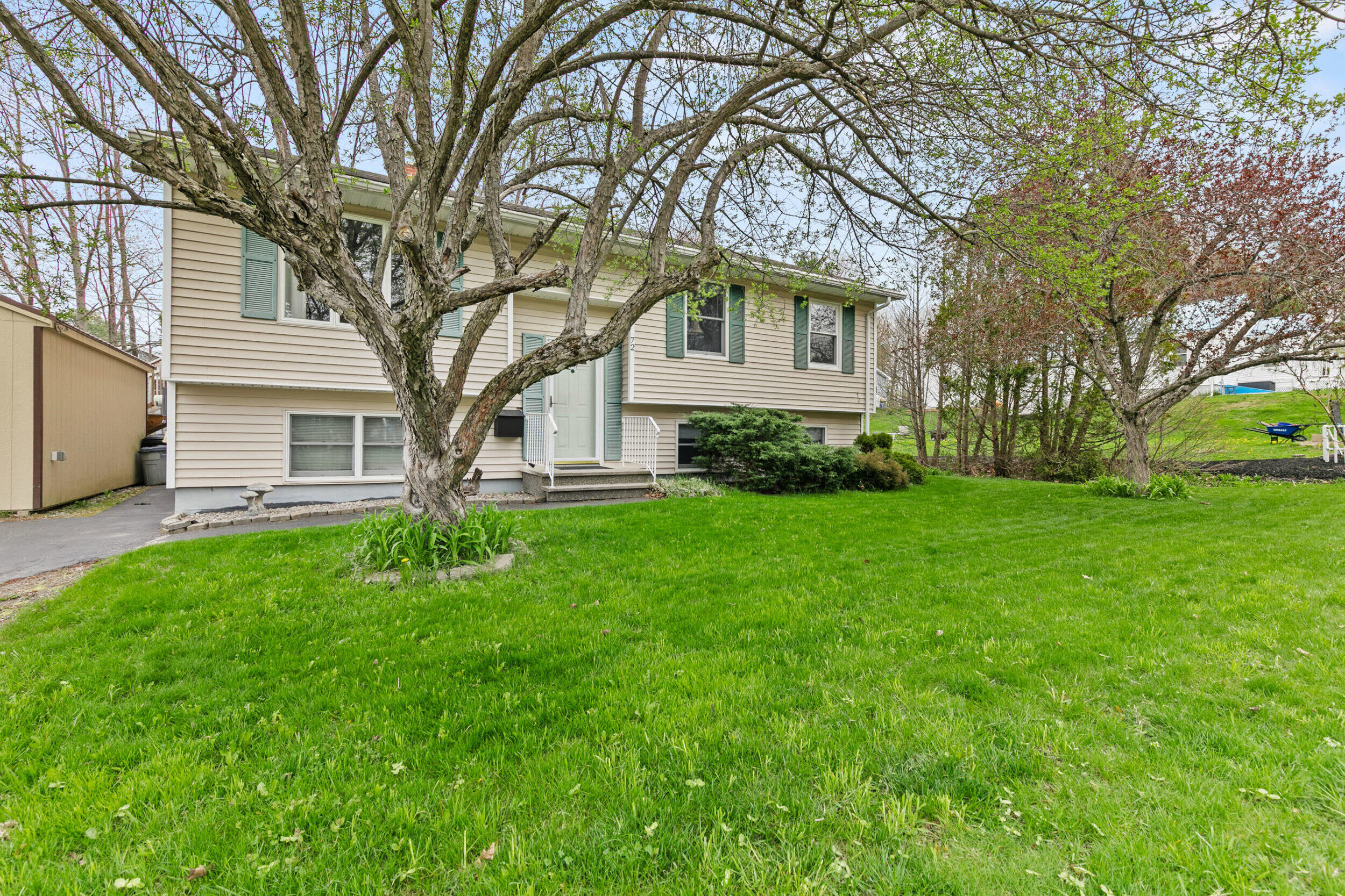 72 Louise Street Auburn ME 04210