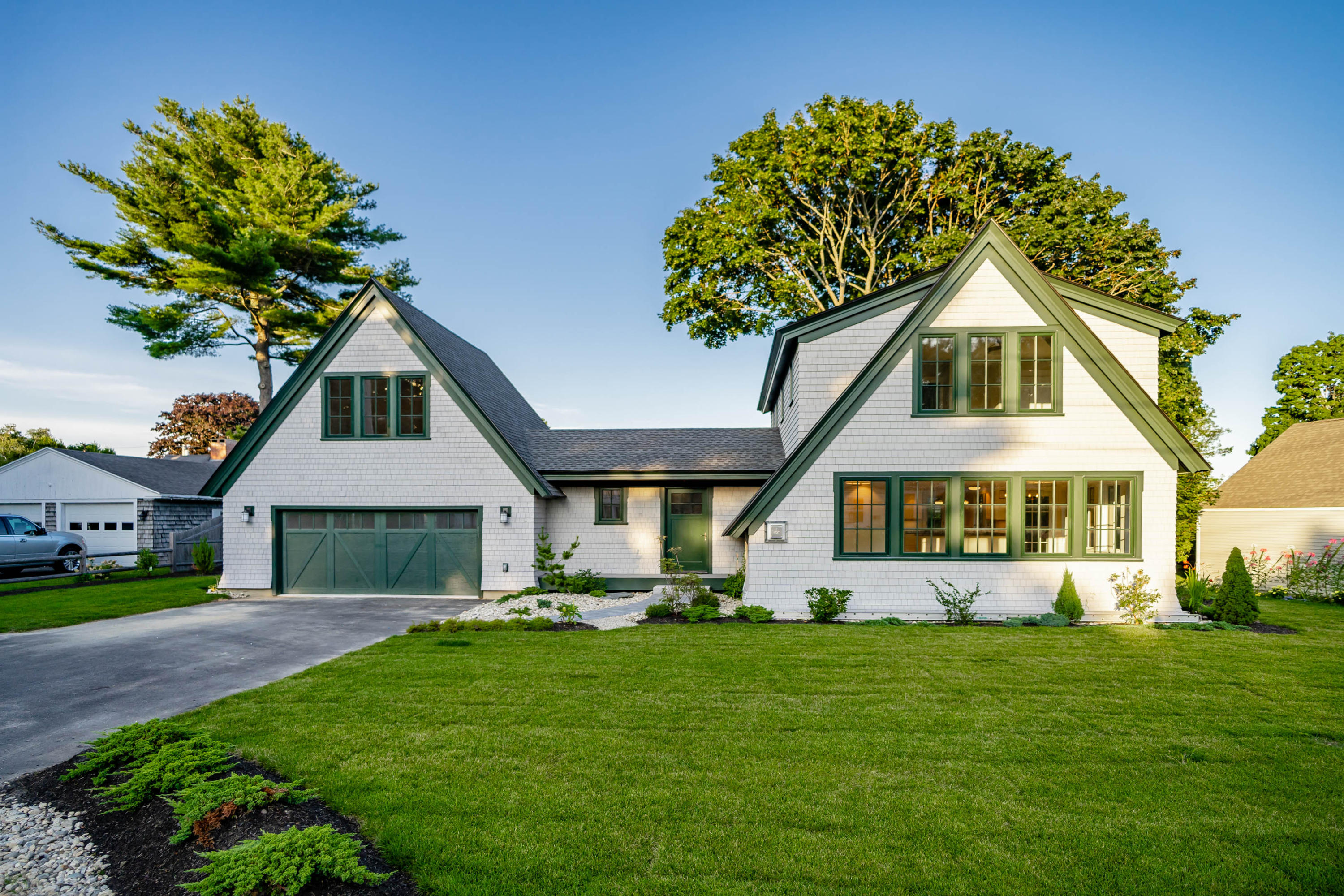 32 Andrews Avenue Falmouth ME 04105
