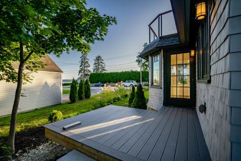32 Andrews Avenue Falmouth ME 04105