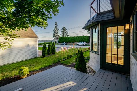 32 Andrews Avenue Falmouth ME 04105