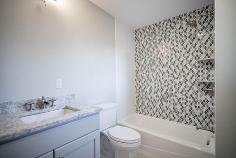 32 Andrews Avenue Falmouth ME 04105