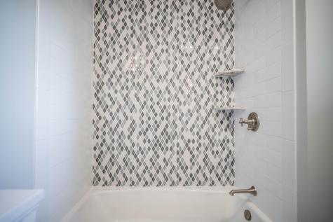 32 Andrews Avenue Falmouth ME 04105