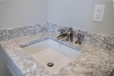 32 Andrews Avenue Falmouth ME 04105