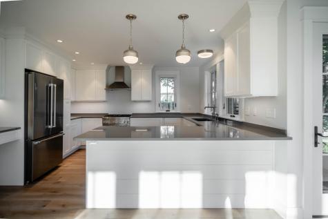 32 Andrews Avenue Falmouth ME 04105