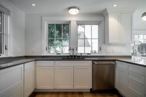 32 Andrews Avenue Falmouth ME 04105