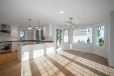 32 Andrews Avenue Falmouth ME 04105