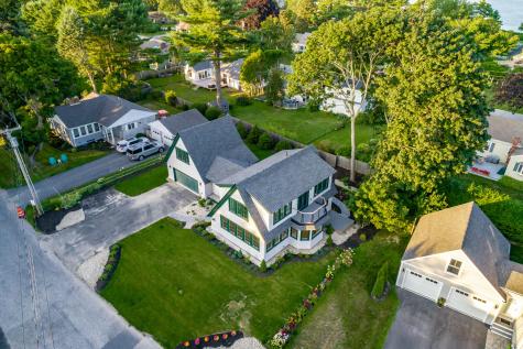 32 Andrews Avenue Falmouth ME 04105