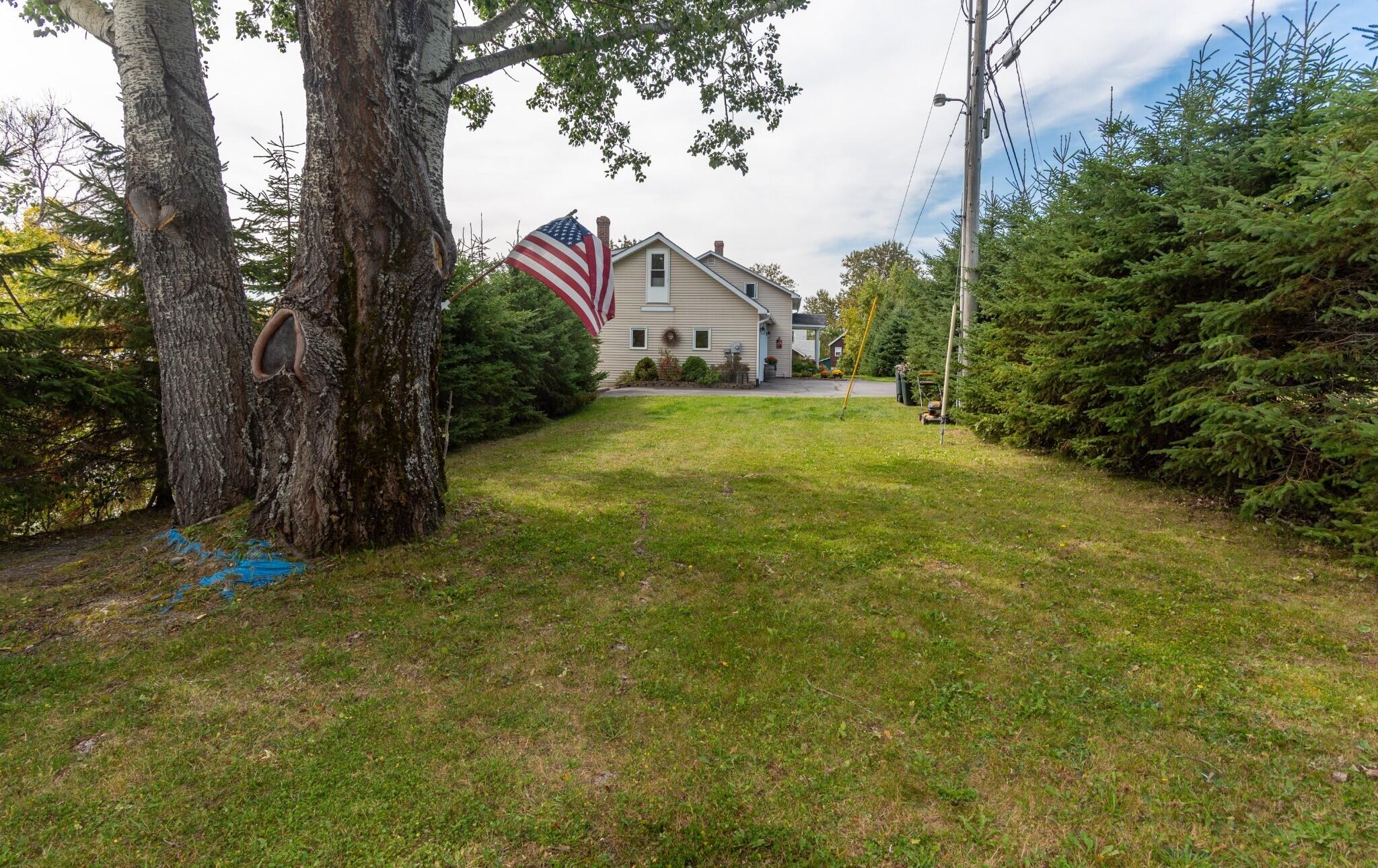 150 Cleveland Road Saint Agatha ME 04772