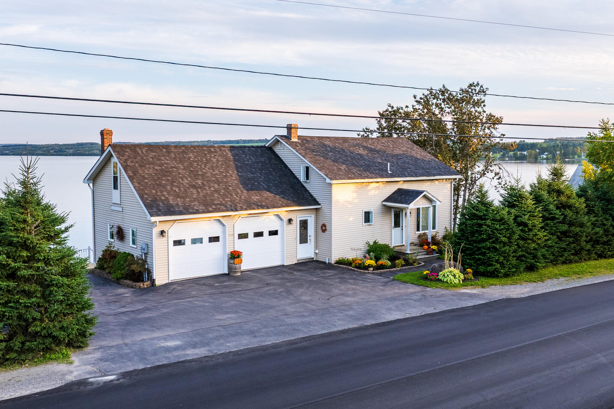 150 Cleveland Road Saint Agatha ME 04772
