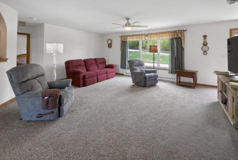 137 Eddie Kahkonen Road Norway ME 04268