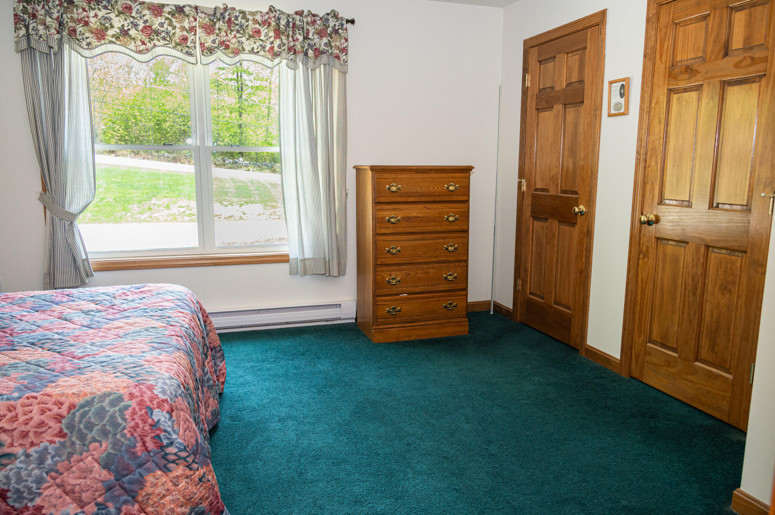 137 Eddie Kahkonen Road Norway ME 04268