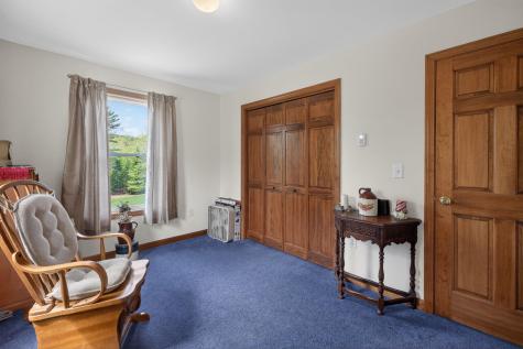 137 Eddie Kahkonen Road Norway ME 04268